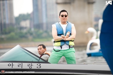 Psy Bosan dengan Gangnam Style