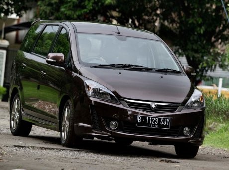 Berkelana dengan MPV Exora Prime