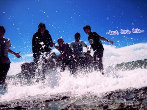 Laut, Biru, Kita