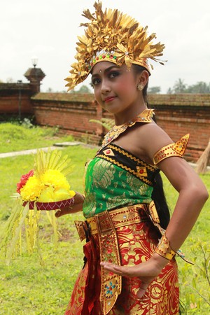 Dari anak Bangsa untuk anak bangsa, Lestarikan budaya. Tari Pendet
