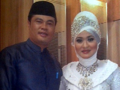 Foto-foto Pernikahan Bupati Aceng-Fany