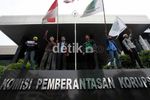 Mahasiswa Dukung KPK Usut Kasus Century