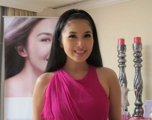 Sandra Dewi Anti Pakai Foundation, Jatuh Cinta pada BB Cream
