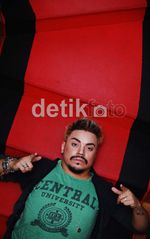 Sam Brodie, Waria yang Kembali Jadi Pria