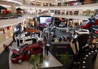 Untuk mengenalkan Dodge Journey FLC ke masyarakat Indonesia, Chrysler menggelar Dodge Journey Ultimate Exhibition di Senayan City, selama 26 November-9 Desember 2012. (Dok. Chrysler Indonesia)