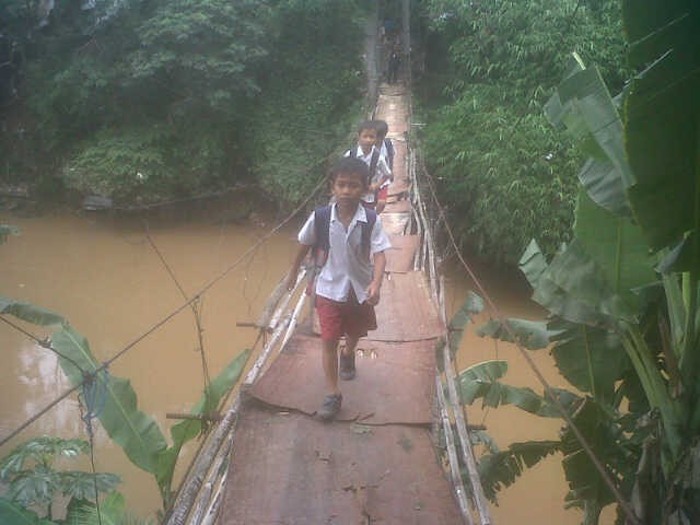 Duh! Pak Jokowi, Masih Ada Jembatan Mengenaskan di Jakarta