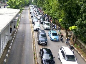 Ragunan-Buncit-Mampang Macet Panjang