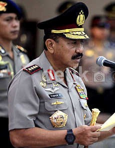 Aneh! Kapolri & Kabareskrim Beda Omongan Soal Penarikan Penyidik KPK