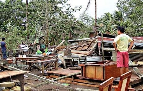 Sudah 115 Orang Tewas Akibat Topan Bopha di Filipina
