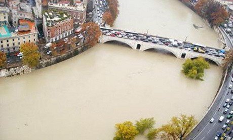 Lempar Anaknya ke Sungai, Pria Italia Divonis 30 Tahun Penjara