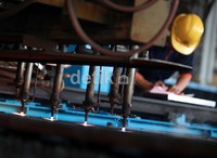 Kini PT. INKA sedang mengebut produksi 280 unit kereta api baru pesanan PT. KAI yang akan disebar di seluruh Indonesia.
