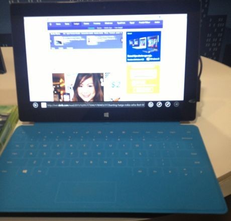 Berselancar Singkat dengan Tablet Surface
