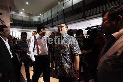 Pihak PSSI dan KPSI, bertemu dengan Menpora Andi Mallarangeng untuk membahas surat dari FIFA tentang penyelesaian konflik sepakbola nasional.