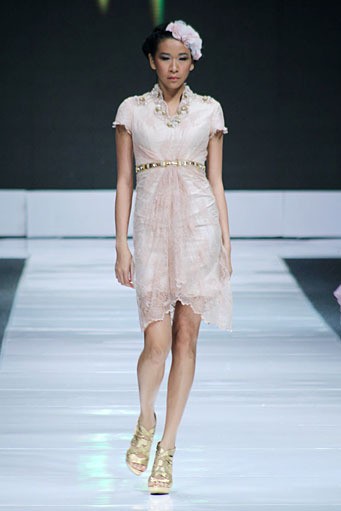 Benten, Spring/Summer Collection 2013 BIllet Doux. Jakarta Fashion Week 2013 at Plaza Senayan. Jakarta. [Foto: Mohammad Abduh/Wolipop]