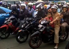 Jokowi Dukung Pembatasan Nopol Ganjil-Genap untuk Sepeda Motor