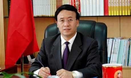 Gonta-ganti Jam Tangan Mewah, Walikota China Dikecam Publik