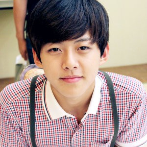 5 Fakta Unik Tentang Dongho U-Kiss
