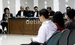 Lima Anak Buah Bersaksi untuk Hartati