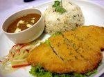 Bebas Berkreasi dengan Kari di Curryvora