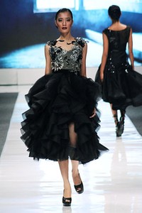 Ivan Gunawan Mysterious Regal. Jakarta Fashion Week 2013 at Plaza Senayan. Jakarta. [Foto: Mohammad Abduh/Wolipop]