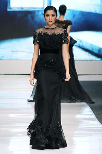 Ivan Gunawan Mysterious Regal. Jakarta Fashion Week 2013 at Plaza Senayan. Jakarta. [Foto: Mohammad Abduh/Wolipop]