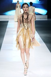 Ivan Gunawan Mysterious Regal. Jakarta Fashion Week 2013 at Plaza Senayan. Jakarta. [Foto: Mohammad Abduh/Wolipop]