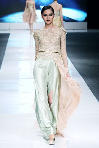 Ivan Gunawan Mysterious Regal. Jakarta Fashion Week 2013 at Plaza Senayan. Jakarta. [Foto: Mohammad Abduh/Wolipop]