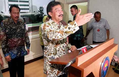 Andi Pamitan dengan Pegawai Kemenpora, dari Deputi Hingga Tukang Sapu