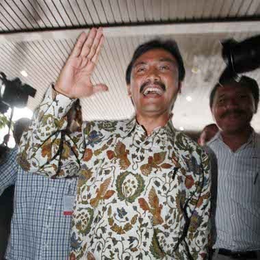 Keluarga Mallarangeng Tak Kapok Berpolitik