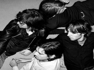 Phoenix Akan Rilis Album Baru April 2013