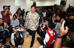 Jadi Tersangka Korupsi, Menpora Mundur