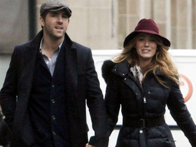 Aww, Mesranya Blake Lively & Ryan Reynolds di Paris!