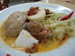 Mampir ke Resto Jadul Demi Mie dan Es Krim Legendaris