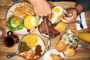 Diet Paling Jitu dengan Anggap Porsi Makan Lebih Besar