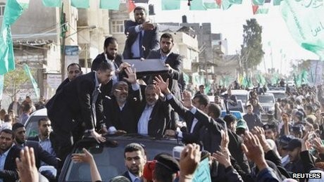 Puluhan Ribu Orang di Gaza Rayakan 25 Tahun Hamas