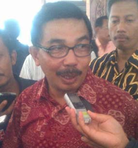 Bupati Blitar Bantah Ancam Ketua LSM Antikorupsi