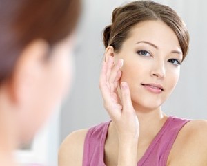 Tips Aplikasikan Make-up Untuk Kulit Wajah Kering