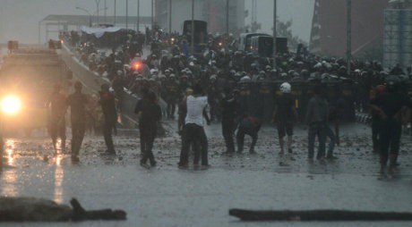 Usai Bentrok 4 Jam, Polisi dan Mahasiswa Sepakat Berdamai