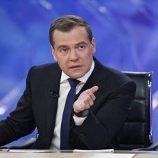 Upss...! PM Rusia Sebut Penyidik Brengsek