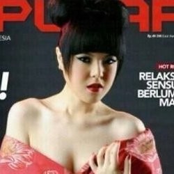 Tampil Seksi di Majalah Dewasa, Tina Masih Pakai Nama Toon