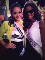 Mengintip Kegiatan Maria Selena di Miss Universe 2012