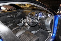 Bagian interiornya tidak lagi bisa menampung 4 penumpang. Connection yang mempercayai bengkel auto5 ini sudah mengubahnya jadi 2 penumpang,. Sedangkan belakang untuk seperangkat audio.