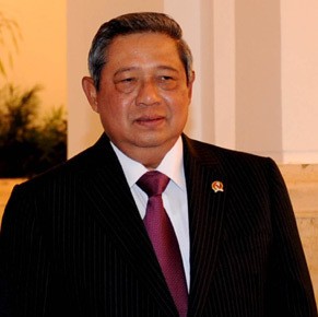 SBY Tinjau Becak Tenaga Surya Karya SMK Ponorogo