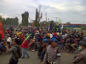 Plt Gubernur Sumut Minta Buruh Hentikan Aksi Demonstrasi