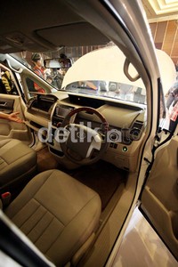     NAV1 menurut Toyota didesain untuk memenuhi kebutuhan konsumen di Indonesia di kelas MPV Hight.