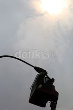 Perawatan Lampu Penerangan Jalan