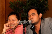 Penampilan mereka pun akan diiringi oleh Magenta Orchestra, kelompok orkestra pimpinan Andi Rianto.