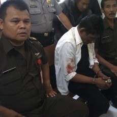 Kabur Jelang Sidang Vonis, Tafsil Semprotkan Air Cuka ke Polisi