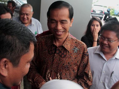 Jokowi Temui Mantan Menperin AR Soehoed di Buncit