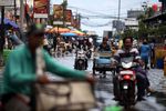 Buruknya Drainase di Pasar Ikan Muara Angke